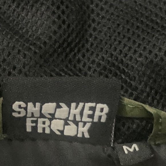 Sneaker Head polyfill hooded veat - Picture 5 of 10